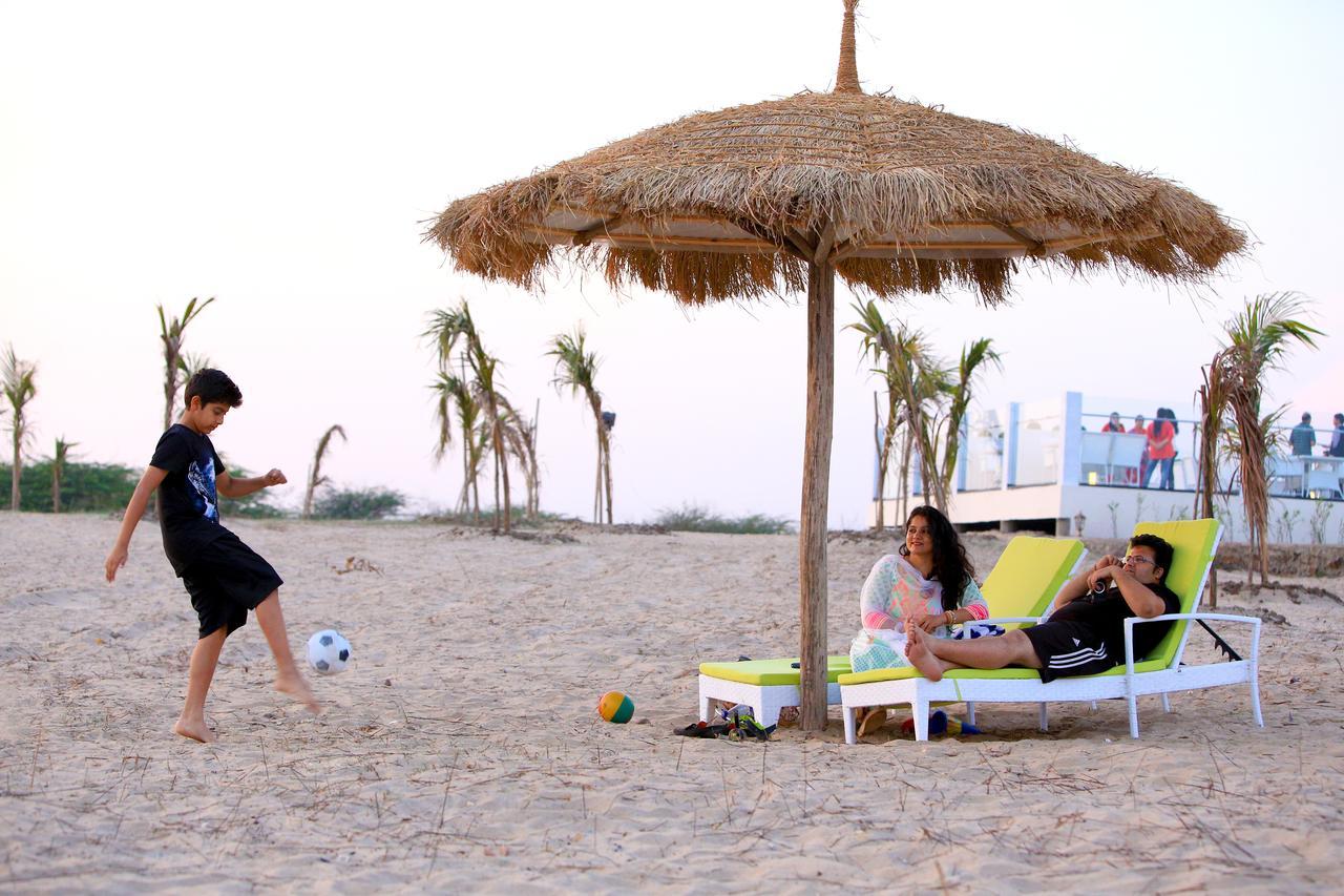 Māndvi Serena Beach Resort מראה חיצוני תמונה