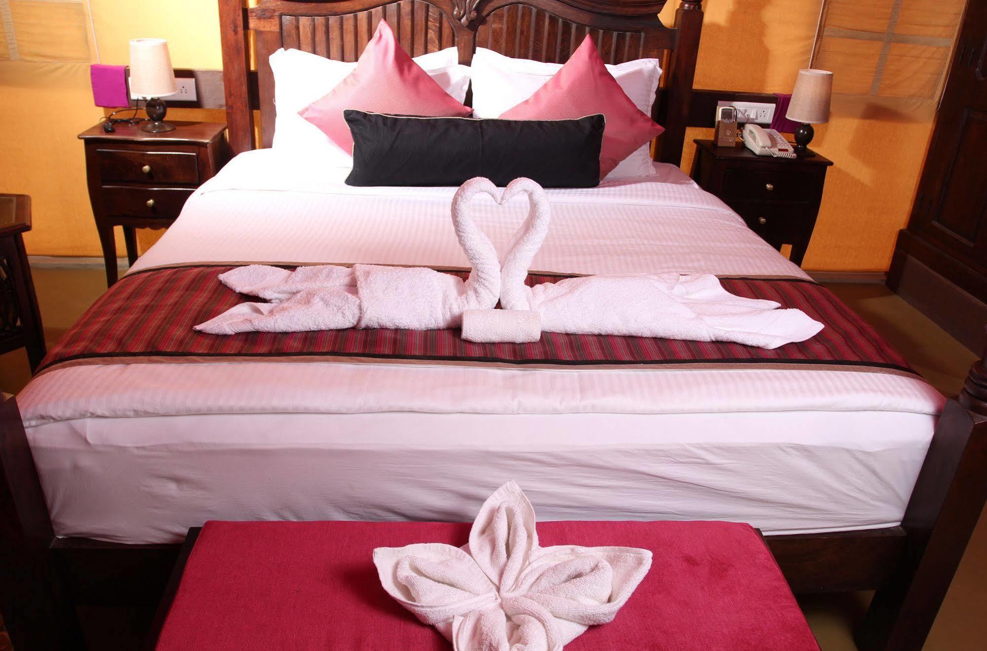 Māndvi Serena Beach Resort מראה חיצוני תמונה